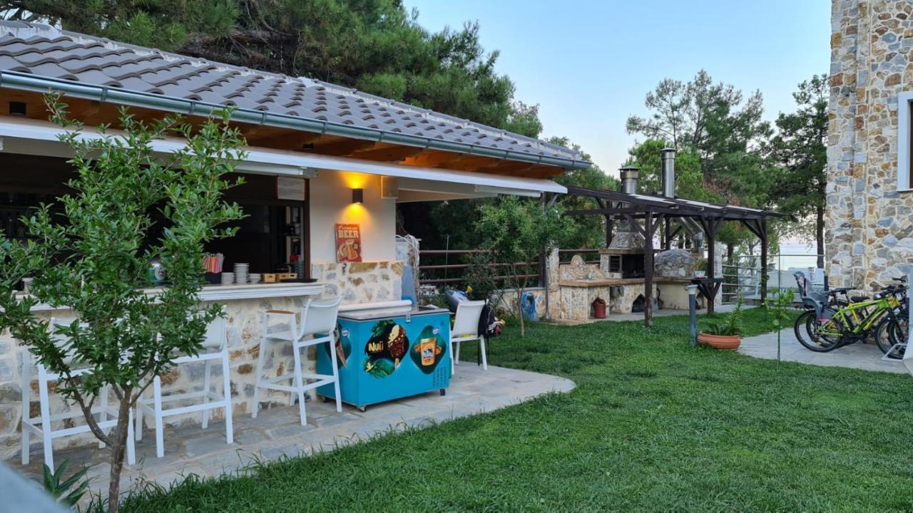 Hatzoudis Luxury Suites Chrysi Ammoudia Exterior foto